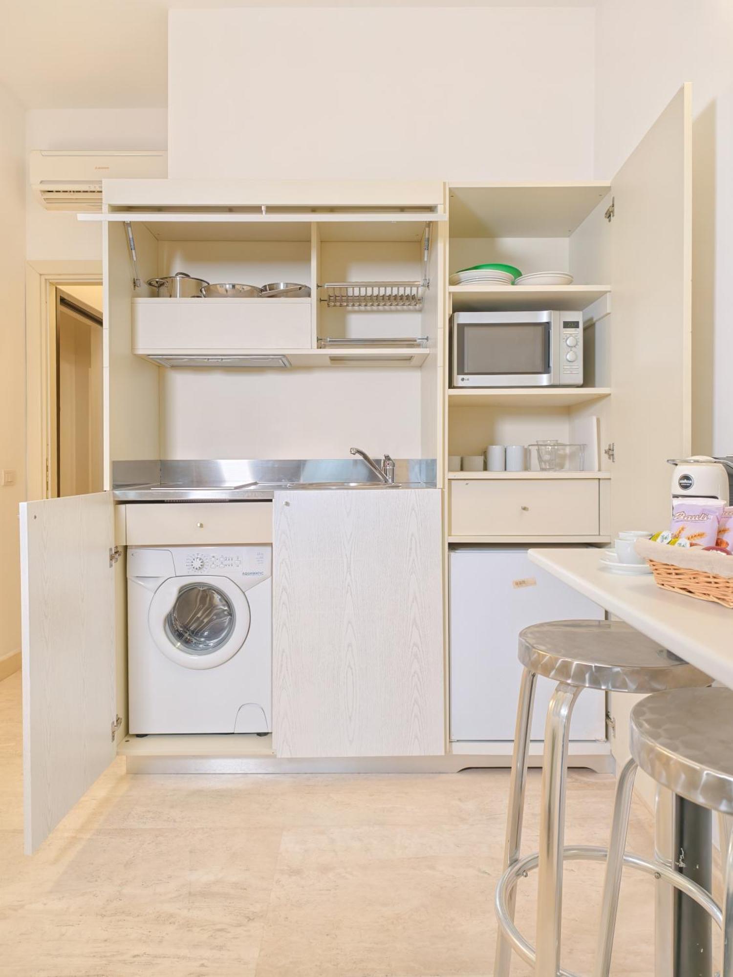 Oidu - Cagliari Suites ภายนอก รูปภาพ